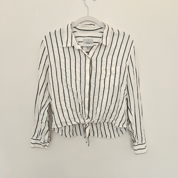 Rails Tops - Rails White and Black Striped Button-Down Shirt tie front Normcore Size Large